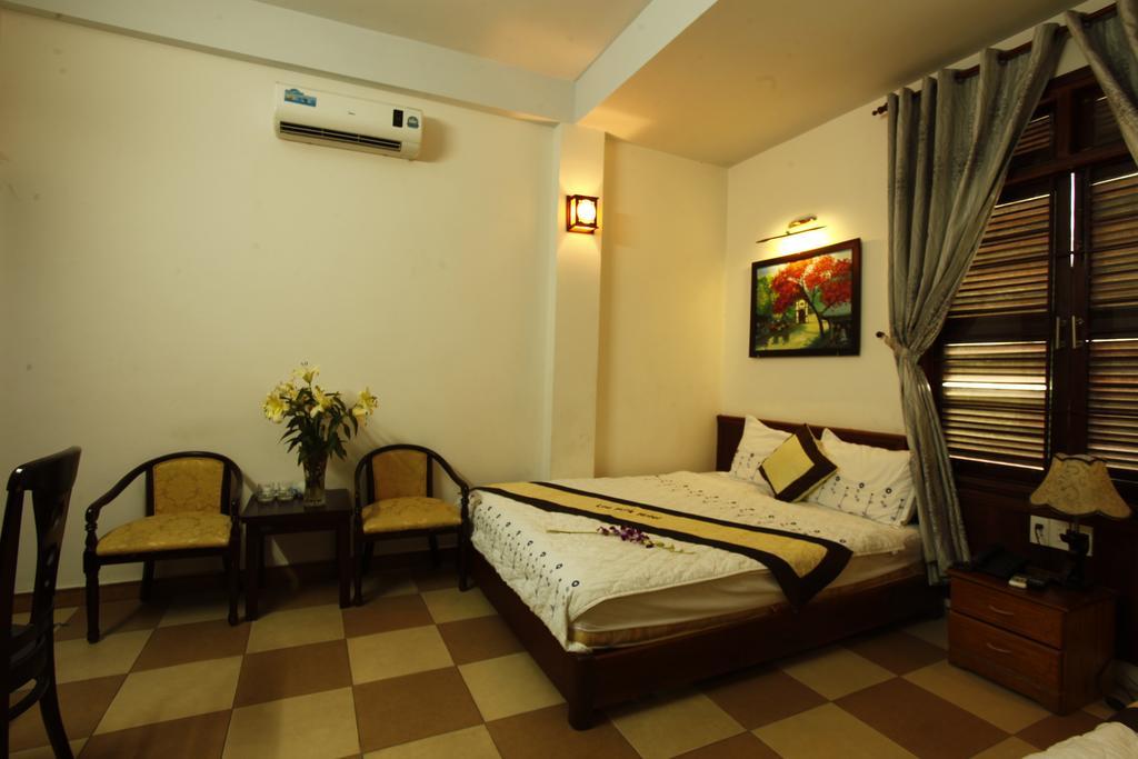 Camry Hotel Da Nang Exterior photo