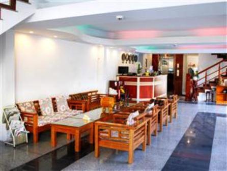 Camry Hotel Da Nang Exterior photo